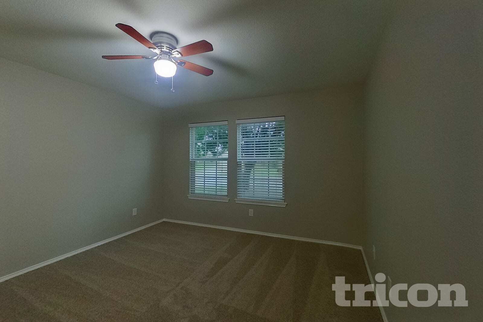 Building Photo - 429 Sandy Creek Dr