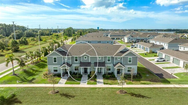 Building Photo - 1808 Fender Ln