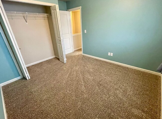 Building Photo - Fantastic 3 Bedroom 2.5 Bath Home in Cordata!