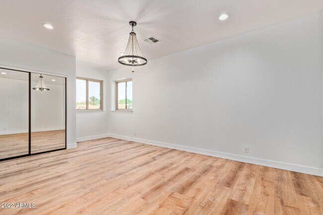 Building Photo - 16414 N 48th Way