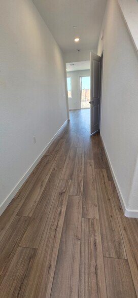 Building Photo - 722 Rosazzo Ln