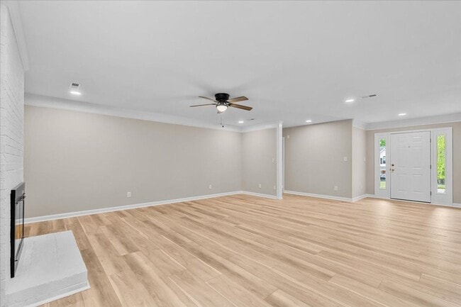 Building Photo - Coming Soon! Single Story Rental in Jamestown's Colony Park!