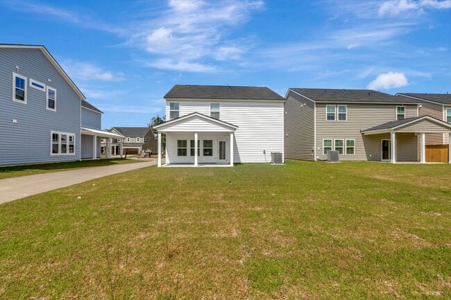 Building Photo - Summers Corner Home