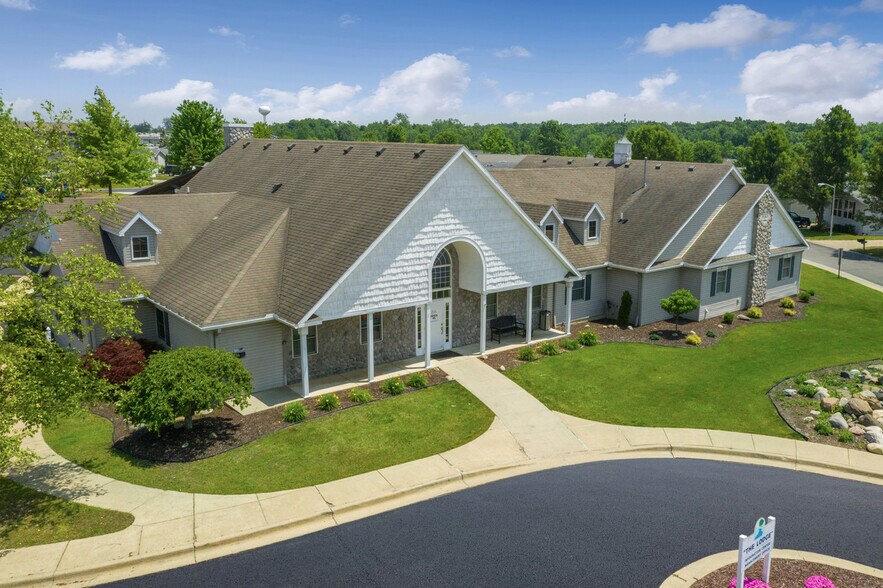 Building Photo - 143 Smokey Hill River Ct