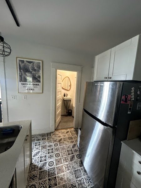 Building Photo - 1 Bedroom + Den (Lower) & 2 Bedroom (Upper)  - St. Paul Duplex - Both Units Avaialble