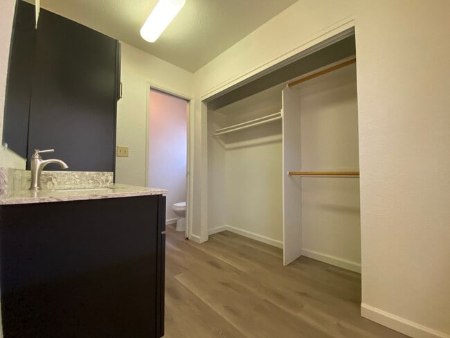 Building Photo - Beautiful Remodeled Home for Rent