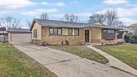Primary Photo - 245 Placid Way