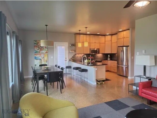 Building Photo - 1596 Maiden Spirit St