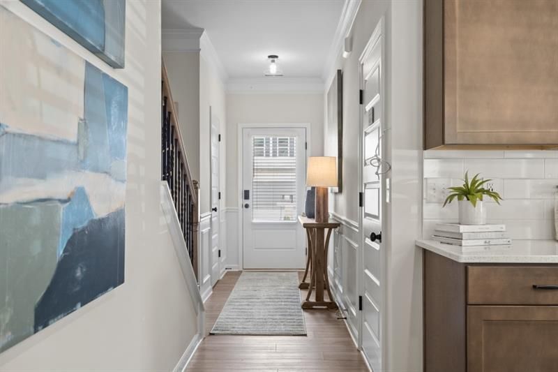 Building Photo - 708 Shetland Trl