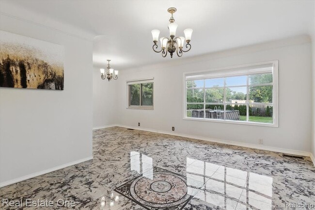 Building Photo - 23944 Fordson Dr