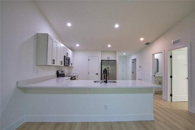 Building Photo - 17147 Carleen Ave