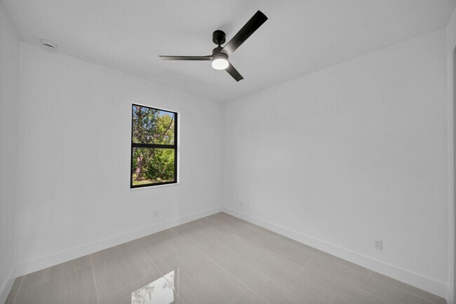 Building Photo - 73 Flamingo Blvd