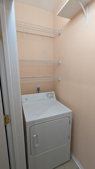 Building Photo - 1570 Spring Gate Dr