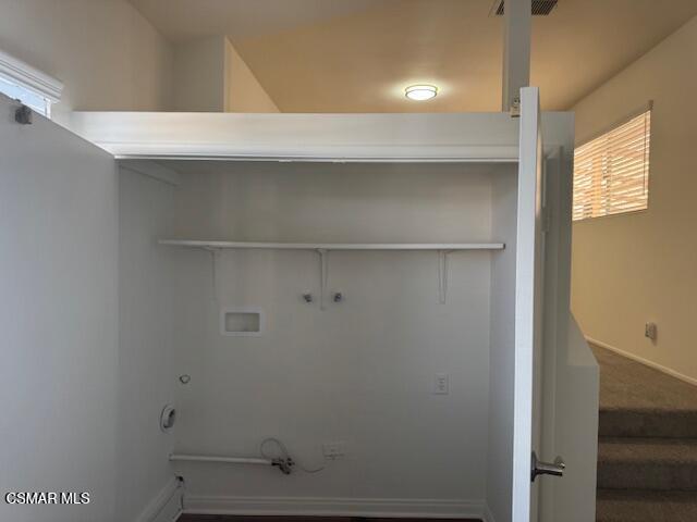 Building Photo - 2485 E Hillcrest Dr