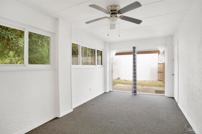 Building Photo - 51 Adkinson Dr