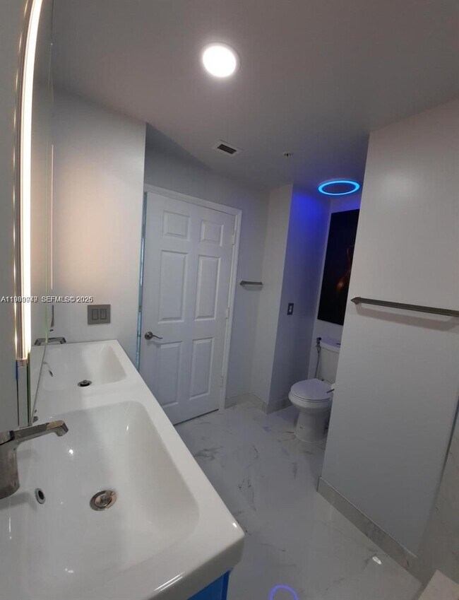 Building Photo - 11501 NW 89th St