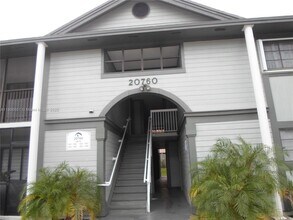 Building Photo - 20760 NE 4th Ct