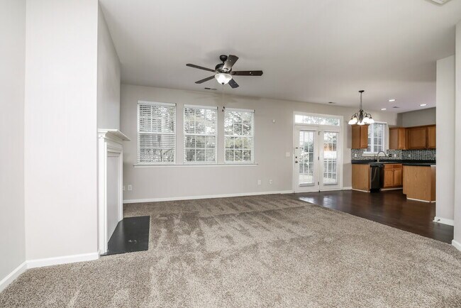 Building Photo - 8904 Elizabeth Bennet Pl