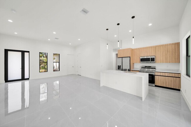 Building Photo - Be the first in occupy this 2025 constructed home in the city of North Port,FL! Qualify for a dep...
