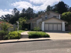 Building Photo - Beautiful Four Bedroom Two Story Home - UT...