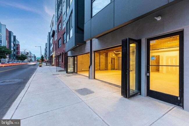 Building Photo - 1519 Ridge Ave