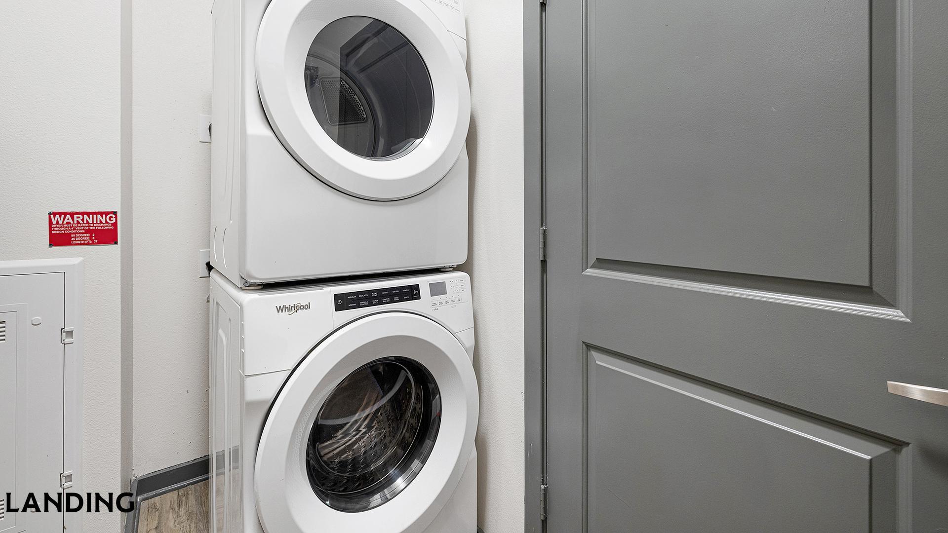 Building Photo - 3001 Crockett St