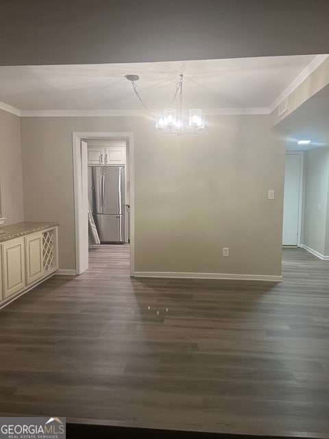 Building Photo - 2 Fairway Ln