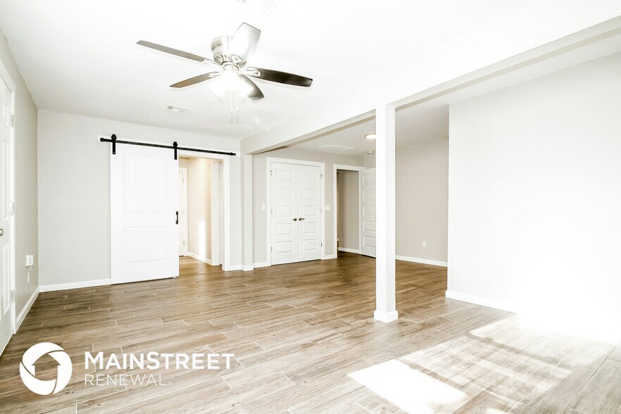 Building Photo - 5117 S Lee Ave