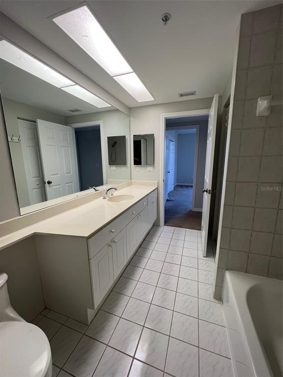 Building Photo - 670 Island Way