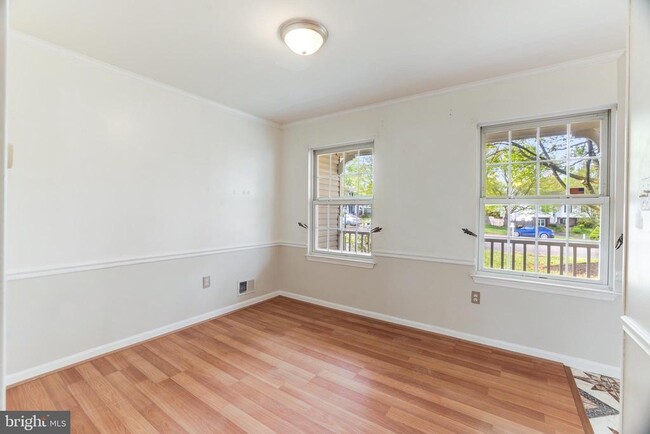 Building Photo - 13868 Racine Ct