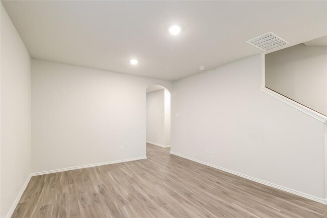 Building Photo - 2440 Bull Trout Dr
