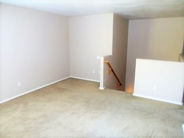 Building Photo - 17321 W Tara Ln