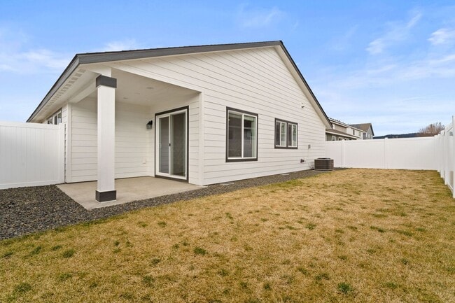 Building Photo - Luxury 3 Bed, 2 Bath Rancher in Spokane Va...