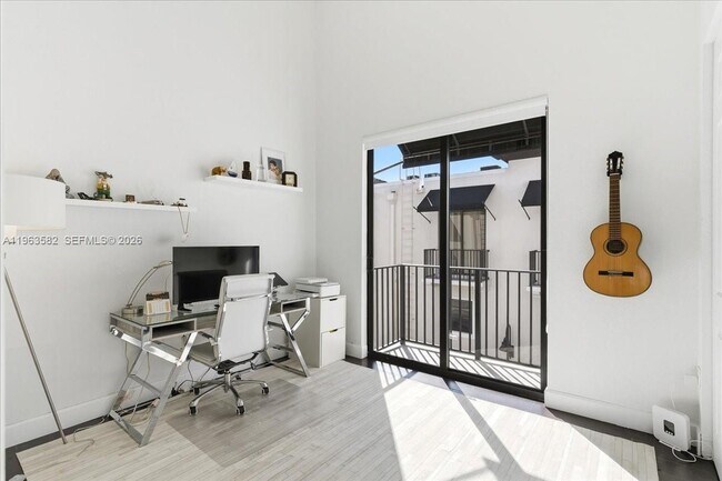 Building Photo - 7743 SW 99th St