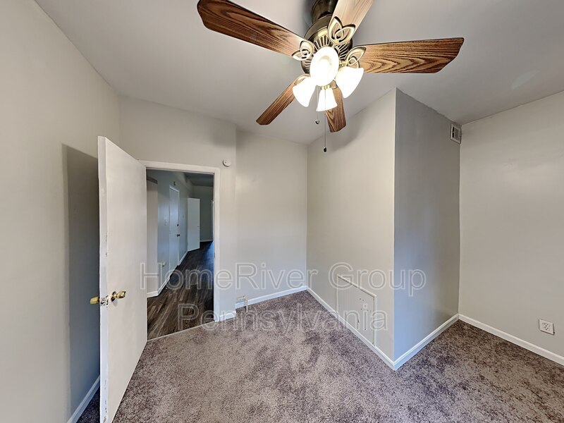 Building Photo - 918 Ivy St