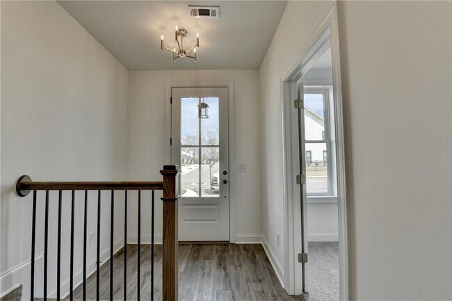 Building Photo - 5422 Howington Ct