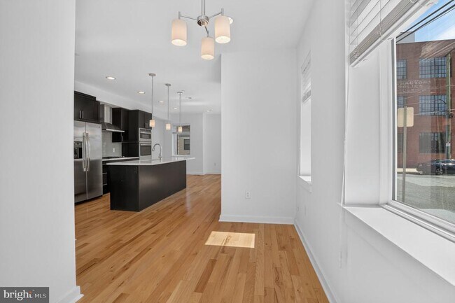 Building Photo - 950 Shackamaxon St