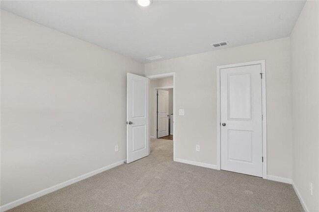 Building Photo - 6929 Winchester Pl