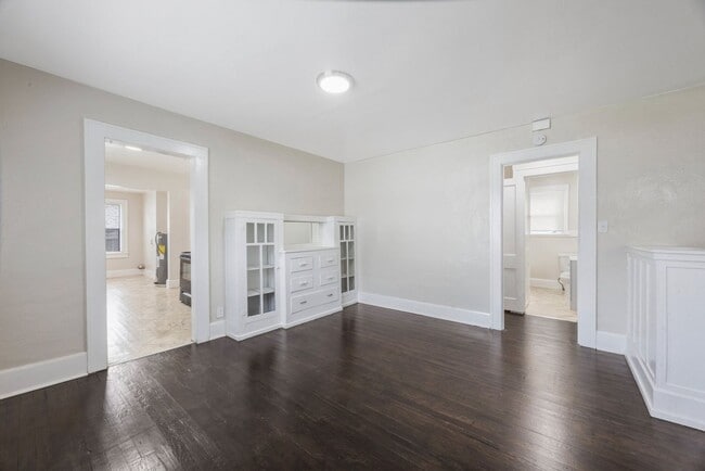 Building Photo - 4119 1st Ave N