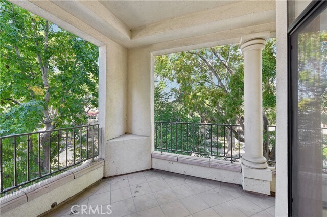 Building Photo - 742 Locust St