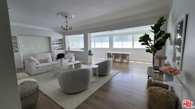 Building Photo - 1326 Londonderry View Dr