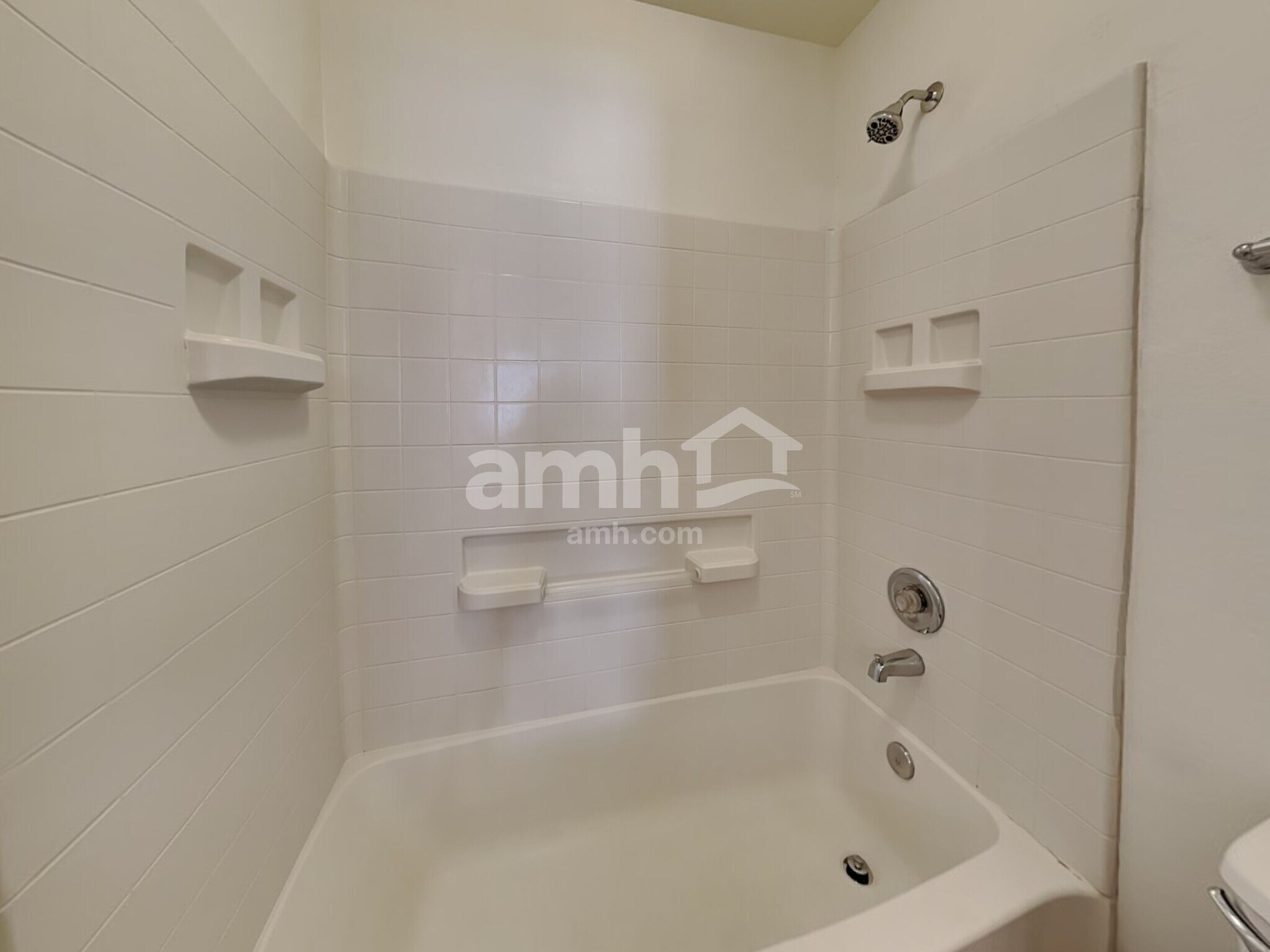 Building Photo - 13214 Ambrosa Dr