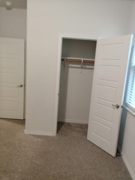 Building Photo - 2304 Pyrite Dr