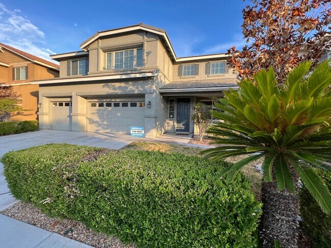 Building Photo - **COMING SOON** UPGRADED 5BD/3.5BA SUMMERLIN HOME W/ POOL!