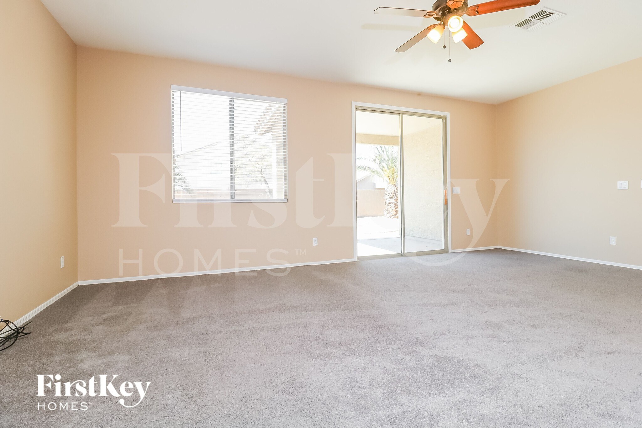 Building Photo - 7708 S 68th Dr