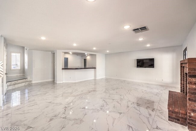 Building Photo - 3743 Lone Mesa Dr