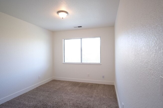 Building Photo - Cozy 3-Bedroom, 2-Bath Home in Modesto