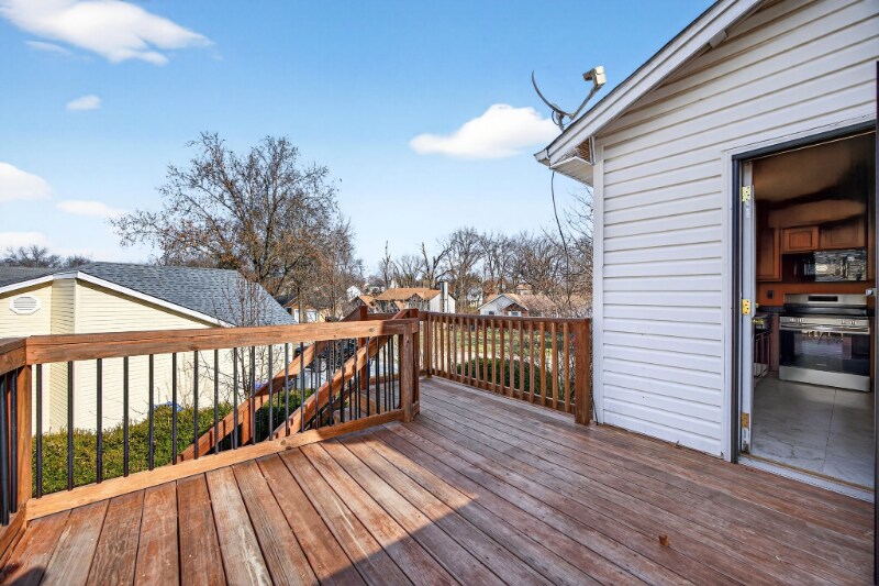 Building Photo - 511 Chapparal Dr