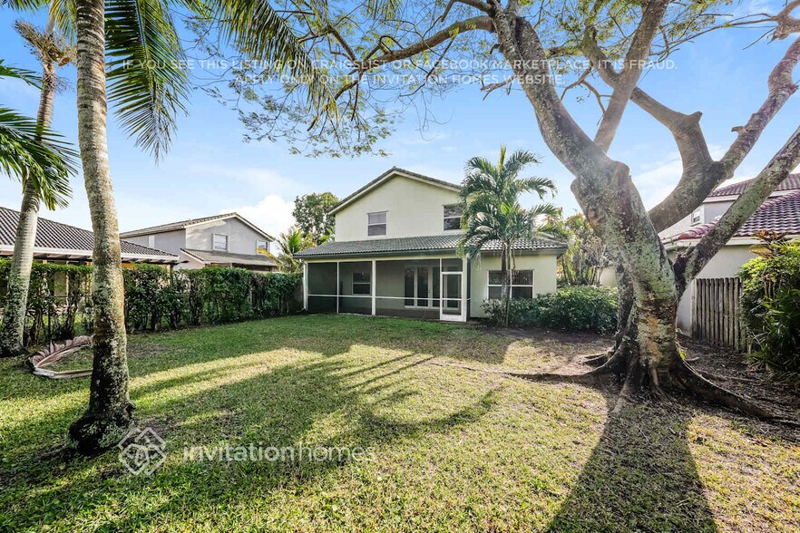 Building Photo - 3733 Old Lighthouse Cir