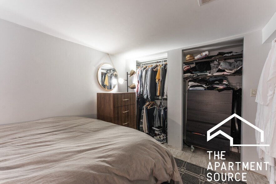 Building Photo - 2732 N Monticello Ave